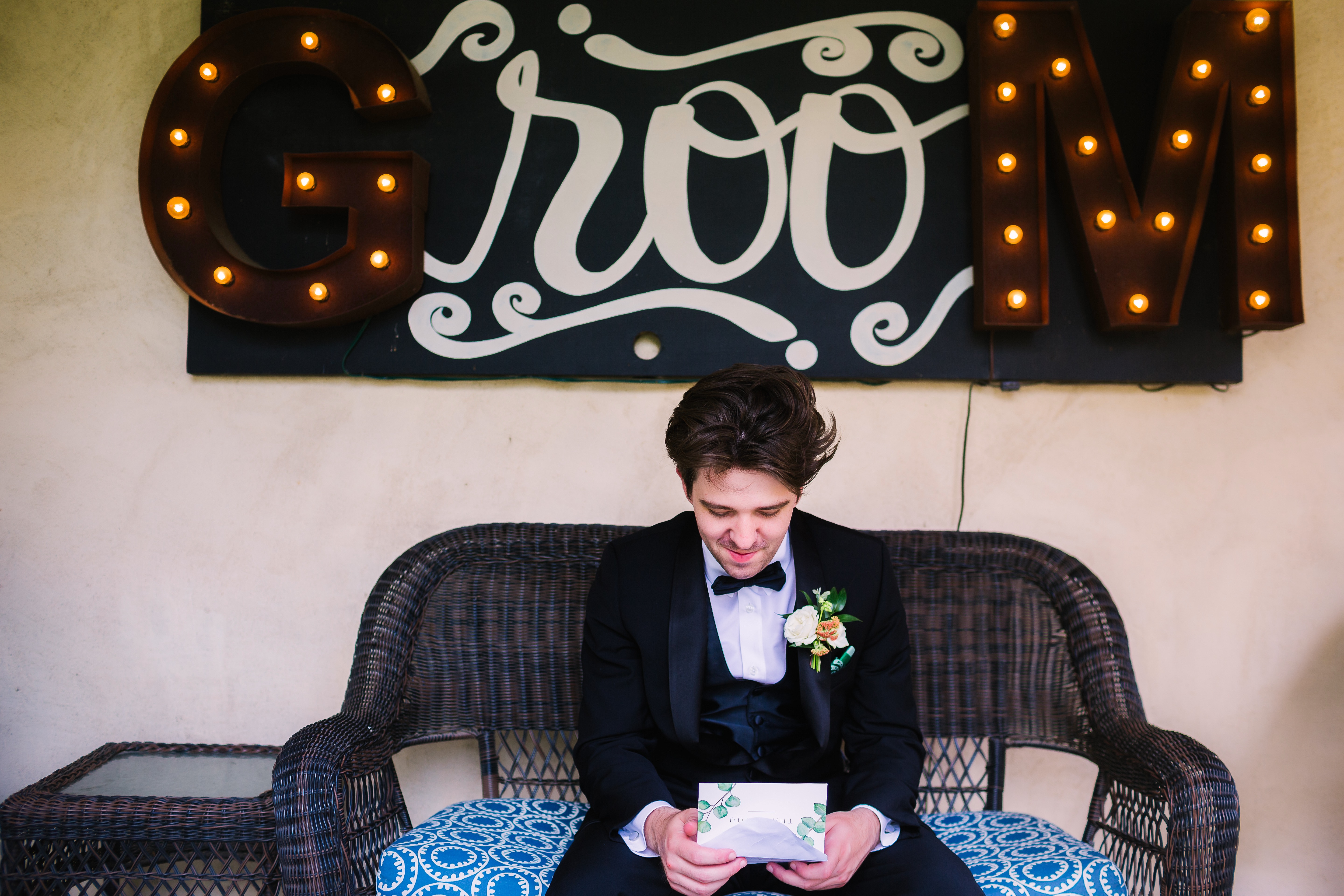 goom-letter-in-fron-t-of-grooms-sign