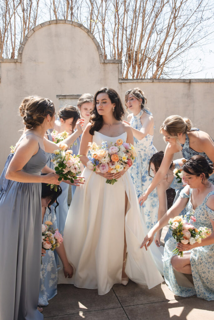 Soft bridal party look with floral bouquets and modern wedding trends