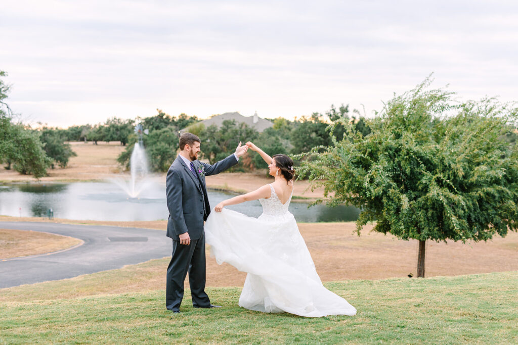 Lake view side wedding venue in Austin Texas