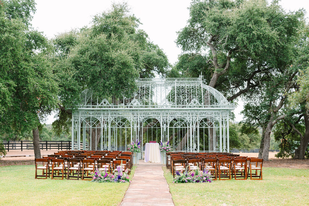 Elegant outdoor wedding venue in Austin Texas