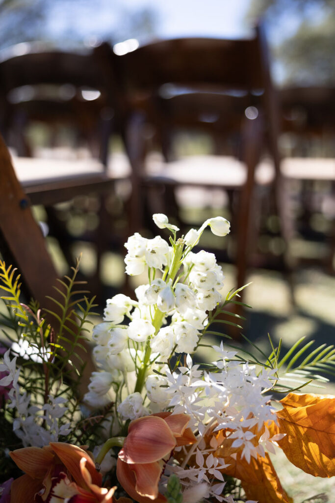 autumn florals at wedding