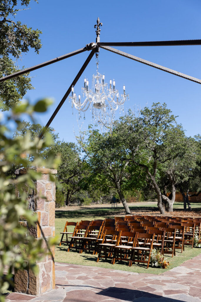 wedding ceremony at Ma Maison, a wedding venue in Austin