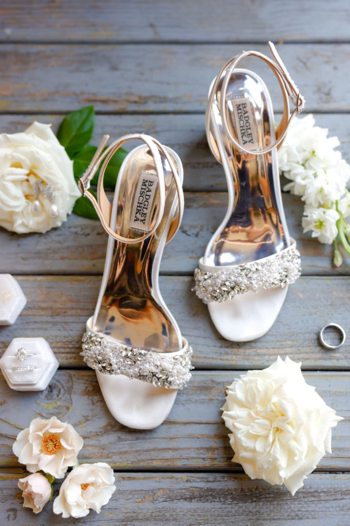 bridal shoes for black and white wedding