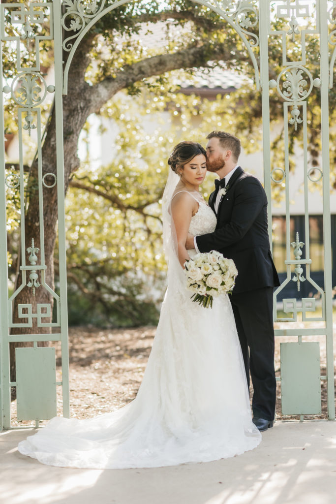 bride and groom portrait outdoor Texas wedding venue