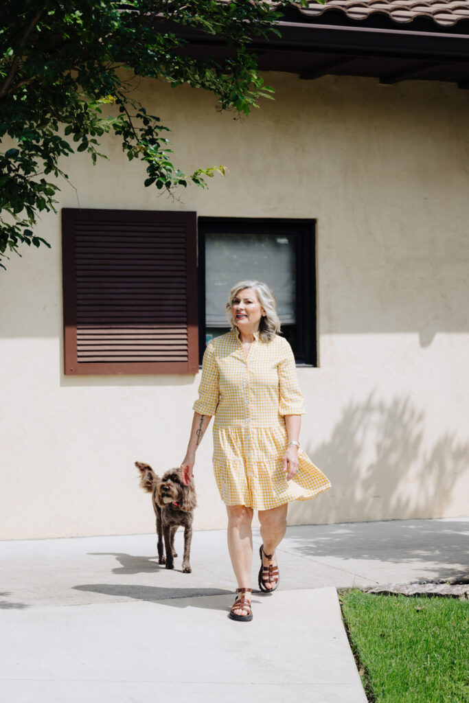 Karen with Ellie outside Ma Maison, a luxury Houston-area wedding venue